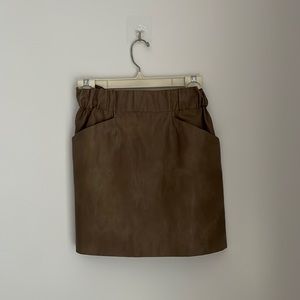 BROWN MINISKIRT